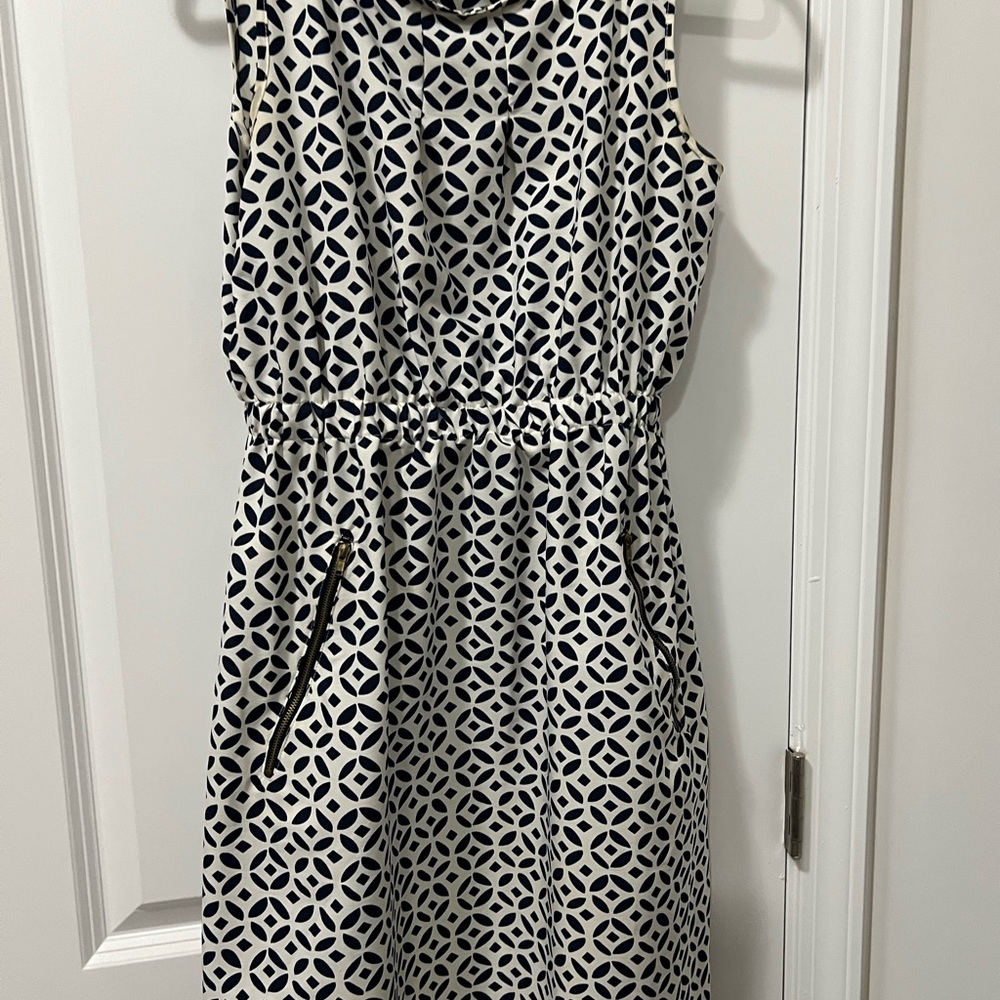 Speed Control Navy and White Patterned Dress